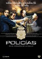 Policías, en el corazón de la calle (2000-2003) Cenas de Nudez