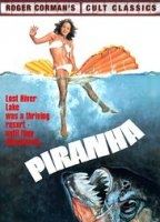 Piranha (1978) Cenas de Nudez
