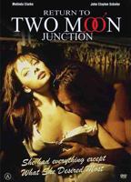 Return to Two Moon Junction (1995) Cenas de Nudez