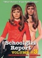 Schoolgirl Report Part 3: What Parents Find Unthinkable (1972) Cenas de Nudez