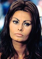 Sophia Loren nua
