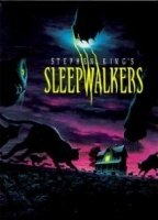 Sleepwalkers (1992) Cenas de Nudez
