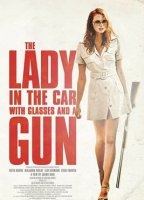 The Lady in the Car with Glasses and a Gun 2015 filme cenas de nudez