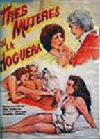 Tres mujeres en la hoguera (1979) Cenas de Nudez