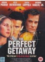 The Perfect Getaway (1998) Cenas de Nudez