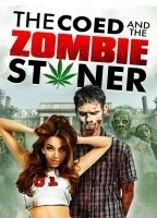 The Coed and the Zombie Stoner (2014) Cenas de Nudez