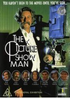 The Picture Show Man (1977) Cenas de Nudez