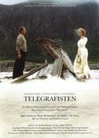 The Telegraphist (1993) Cenas de Nudez