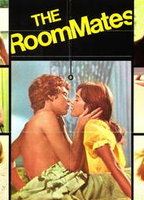The Roommates (I) cenas de nudez
