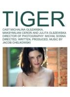 Tiger (2014) Cenas de Nudez