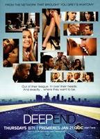 The Deep End (2010-presente) Cenas de Nudez