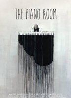 The Piano Room (2013) Cenas de Nudez