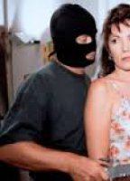 Vergewaltigt - Eine Frau schlägt zurück 1998 filme cenas de nudez
