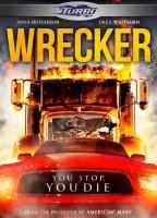 Wrecker (2015) Cenas de Nudez