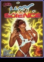 Wet Science cenas de nudez