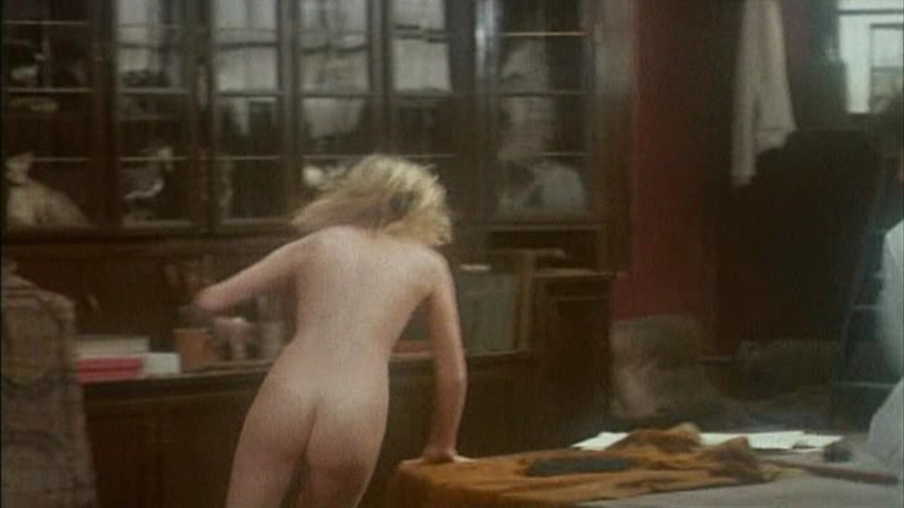 Anne Bennent nude pics.