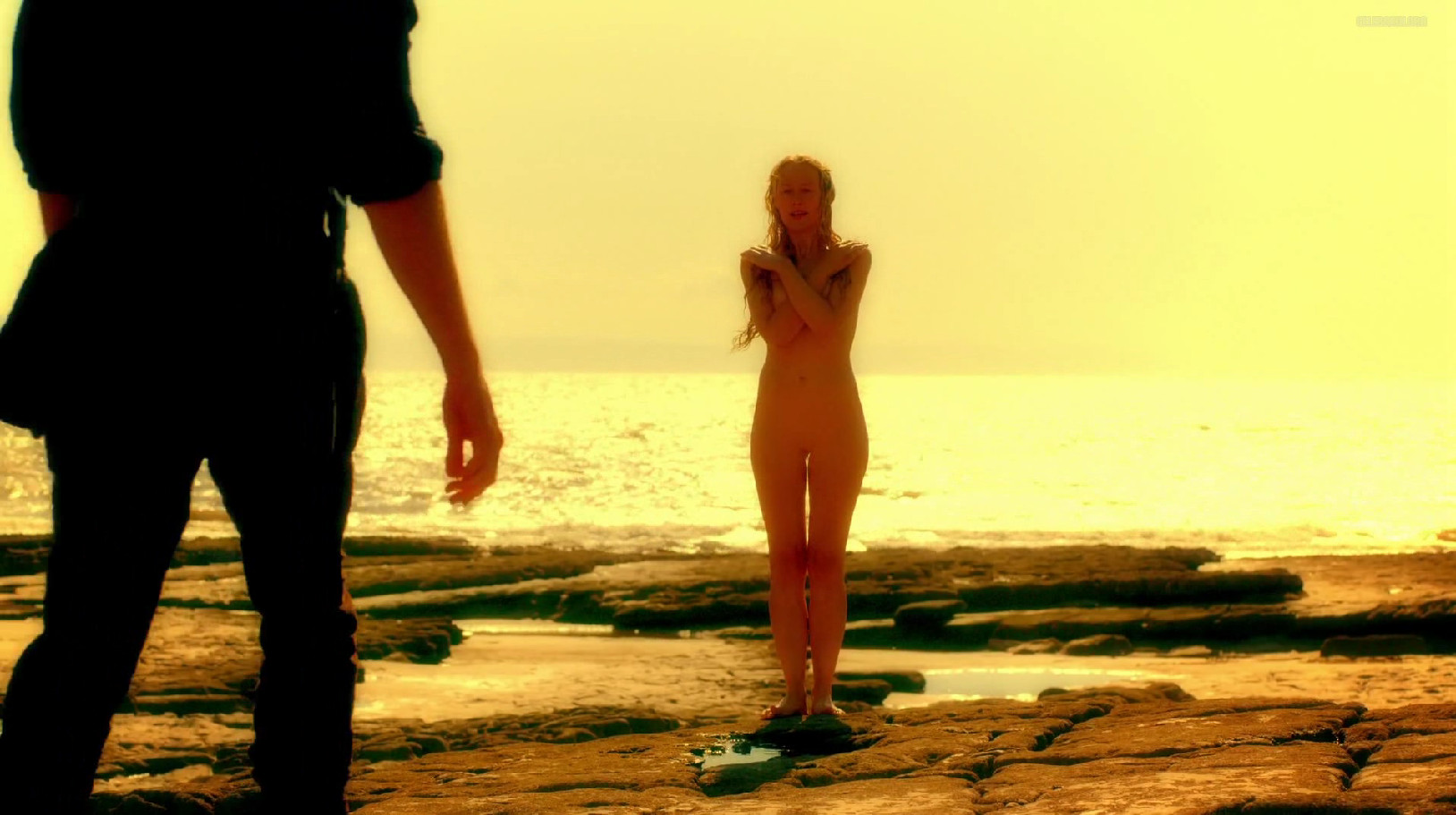 Elen Rhys nude pics.