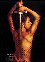 29 Mai 1431... Le Matin 2001 filme cenas de nudez