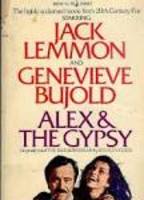 Alex and the Gypsy (1976) Cenas de Nudez