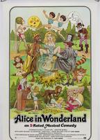 Alice in Wonderland: An X-Rated Musical Fantasy cenas de nudez