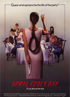 April Fool's Day (1986) Cenas de Nudez