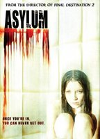 Asylum (2008) Cenas de Nudez