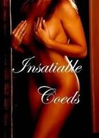Insatiable Coeds (2000) Cenas de Nudez