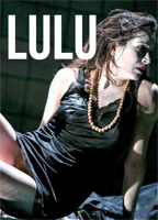 Lulu. Eine Mörderballade (Stageplay) (2016) Cenas de Nudez