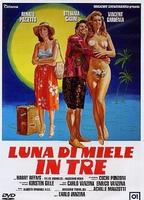 Luna di miele in tre (1976) Cenas de Nudez