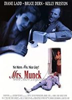 Mrs. Munck (1995) Cenas de Nudez