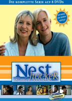 Nesthocker - Familie zu verschenken (1999-2002) Cenas de Nudez