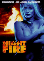 Night Fire (1994) Cenas de Nudez