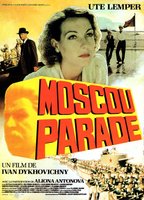 Moscow Parade (1992) Cenas de Nudez