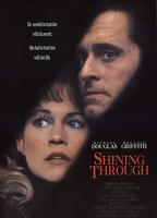 Shining Through 1992 filme cenas de nudez