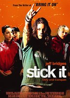 Stick It cenas de nudez