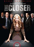 The Closer (2005-2012) Cenas de Nudez