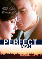 A Perfect Man (2013) Cenas de Nudez