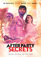 After Party Secrets (2021) Cenas de Nudez