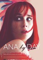 Ana by day (2018) Cenas de Nudez