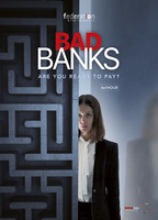 Bad Banks (2018-2020) Cenas de Nudez