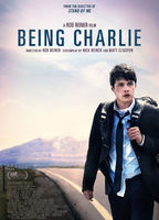 Being Charlie (2015) Cenas de Nudez