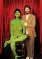 Being Green 2011 filme cenas de nudez