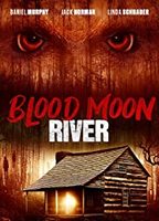 Blood Moon River (2017) Cenas de Nudez