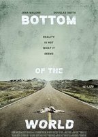 Bottom Of The World (2017) Cenas de Nudez