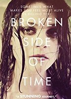 Broken Side of Time 2013 filme cenas de nudez