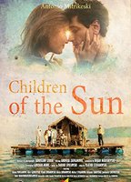 Children of the Sun (2014) Cenas de Nudez