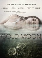 Cold Moon (2016) Cenas de Nudez