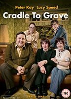 Cradle to Grave (2015) Cenas de Nudez