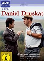 Daniel Druskat  (1976) Cenas de Nudez
