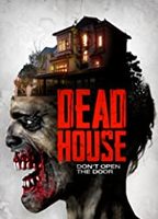 Dead House (2014) Cenas de Nudez